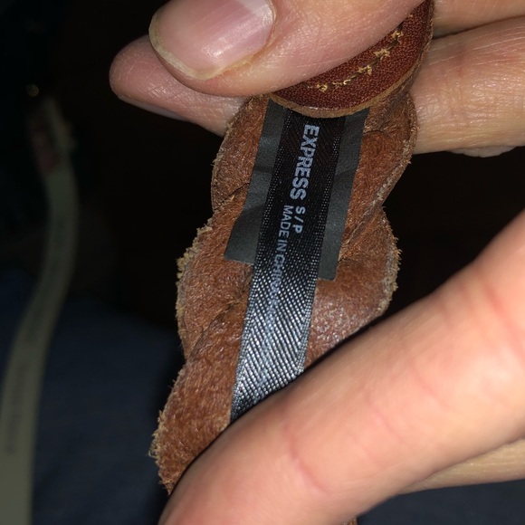 Two size small belts - Picture 4 of 5